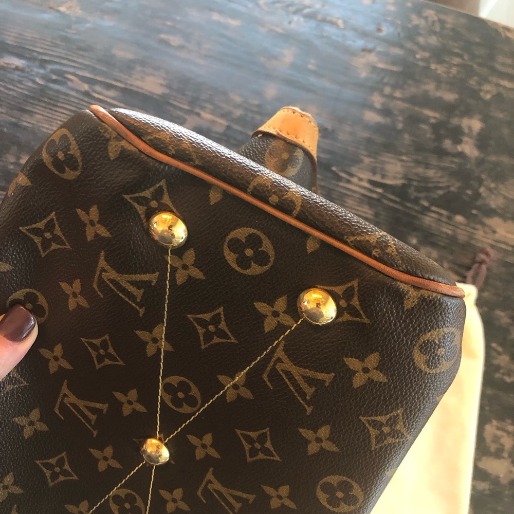 COPY - 💯 Authentic Louis Vuitton Tivoli PM handbag. AUTHENTICATED - Picture 14 of 17